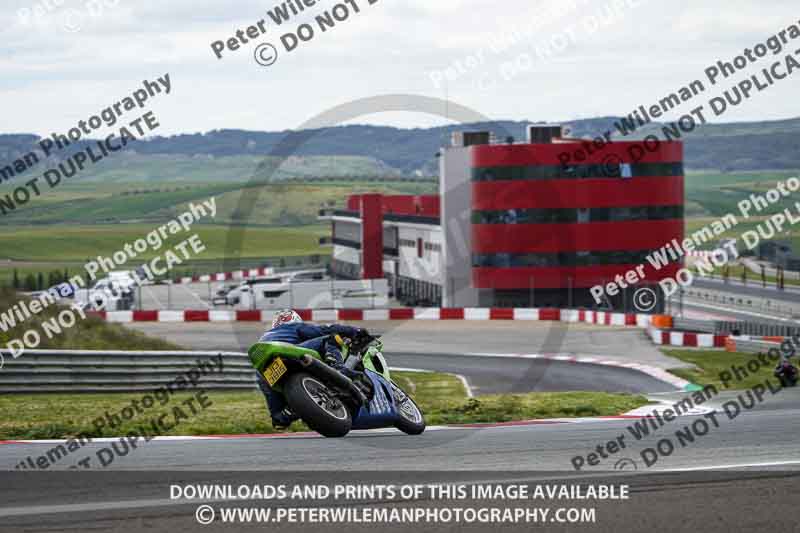 cadwell no limits trackday;cadwell park;cadwell park photographs;cadwell trackday photographs;enduro digital images;event digital images;eventdigitalimages;navarra;no limits trackdays;peter wileman photography;racing digital images;trackday digital images;trackday photos
